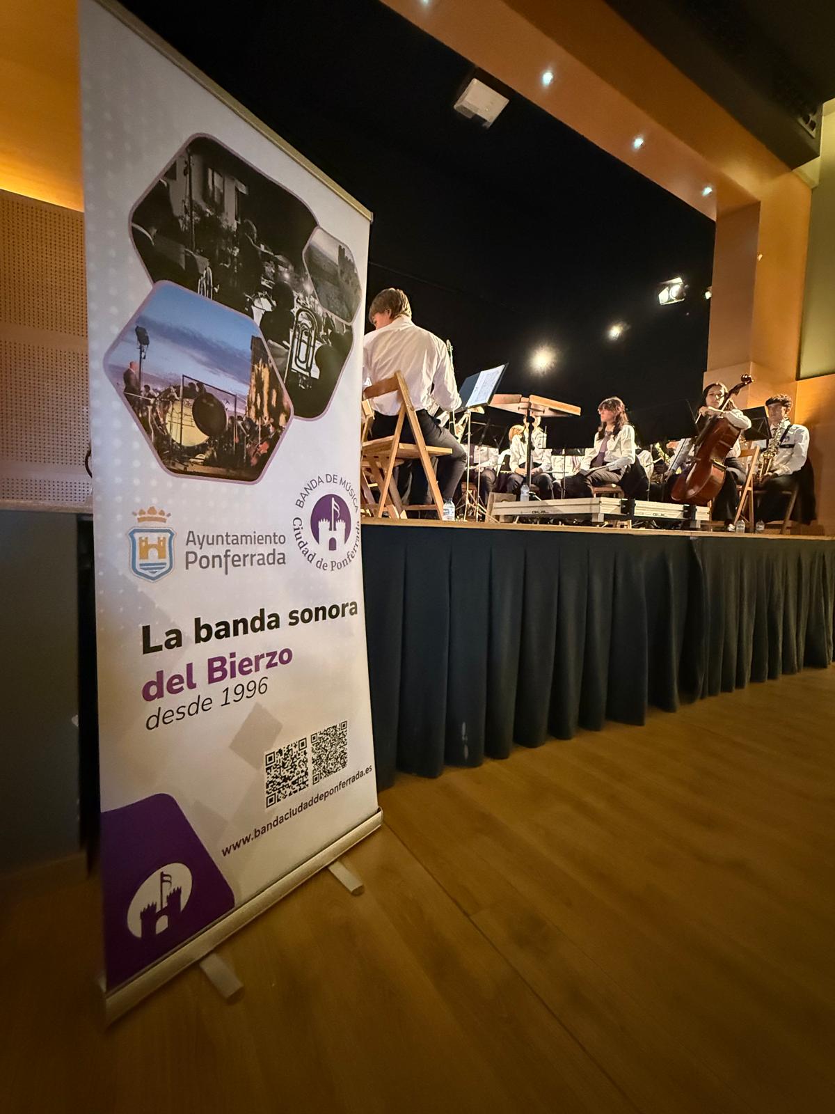 whatsapp image 2025 09 20 at 21.57.44 copia